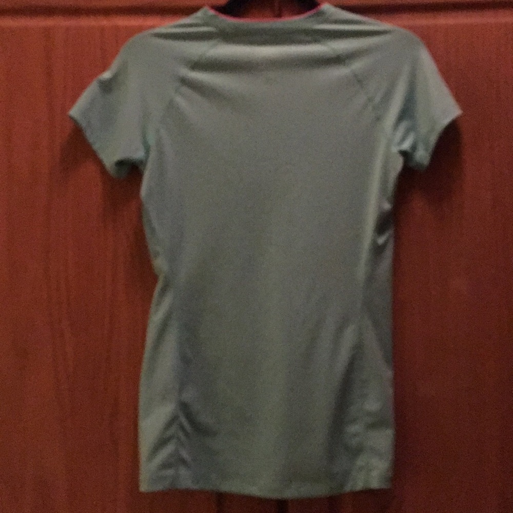 Nike Tee - Picture 8 of 8